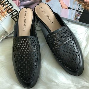 Via Spiga Adelina Black Leather Mule
